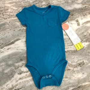BNWT Posh Peanut *discontinued* Azure bodysuit